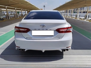 Camry Usado, Camry Sport Grand V6 3.5l FWD Sedán con Techo Solar Panorámico, Asientos de Cuero, Llantas R18, Portaequipajes de Techo de Aleación de Aluminio - Product Image 3