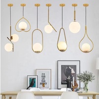 Suspension à anneau en métal Lampes suspendues postmodernes Abat-jour en verre Lustre suspendu or Restaurant chambre à coucher Lampe suspendue