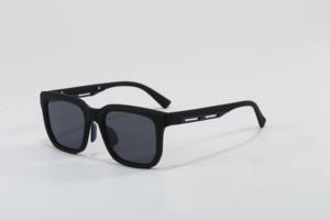 Gafas de Sol Unisex con Marco Grande, Protección UV400, Logotipo Personalizado y Protección Anti-UV, al por Mayor y a Bajo Precio - Product Image 2