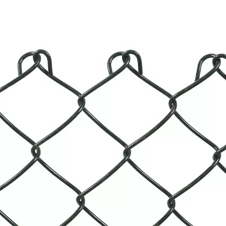 Hot sale chain link fence/is widely used in sports venues,animal breeding,plant quarantine and protective engineering,etc