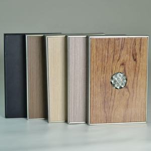 Panel <span class=keywords><strong>de</strong></span> partición <span class=keywords><strong>de</strong></span> <span class=keywords><strong>ducha</strong></span> <span class=keywords><strong>de</strong></span> gimnasio 1220*2440mm Panel <span class=keywords><strong>de</strong></span> nido <span class=keywords><strong>de</strong></span> abeja <span class=keywords><strong>de</strong></span> aluminio - Product Image 2