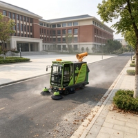 Machine de balayage de sols à cabine fermée, conception à faible émission de poussière, pour campus scolaire, routes et terrains de jeux
