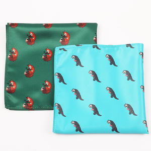 Venta directa de fábrica 100% Pañuelo de dibujos animados de poliéster Servicio OEM Patrones de animales Impreso Pañuelo de bolsillo para hombres de moda - Product Image 2