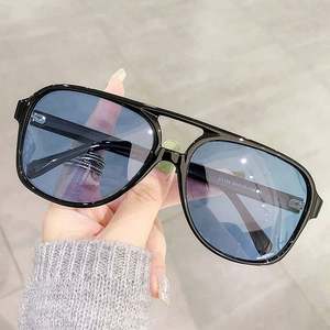 Lunettes de soleil rétro personnalisées avec logo 2025, anti-lumière bleue, UV400, polarisées, surdimensionnées, style aviateur, pour hommes et femmes - Product Image 2