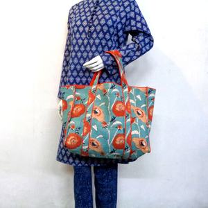 กระเป๋าโท้ททรงกรอบลายดอกไม้สีเขียวอมฟ้าแบบอินเดียพิมพ์ลายด้วยมือจากผ้าฝ้ายควิลท์ รุ่น BAGQTB ลายดอกไม้สีเขียวอมฟ้า Gud - Product Image 3