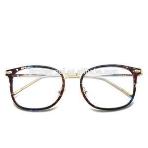 Monturas de Gafas de Diseño Retro de Calidad para Hombre y Mujer - Product Image 5