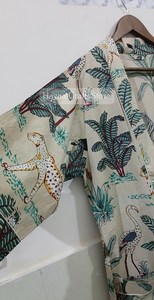 Kimono de Algodón Hecho a Mano con Estampado Floral para Mujer, Estilo Indio, Ligero, para Dormir, Playa o Descanso - Product Image 4