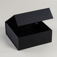 Boîte cadeau personnalisée de luxe noire en carton rigide avec fermeture magnétique et design pliable pour l'électronique grand public