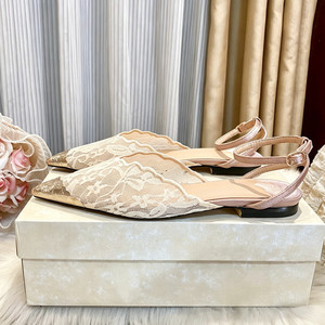 Chaussures plates élégantes en dentelle florale pour femmes, à bout pointu et talon doré, avec bride de cheville, idéales pour mariage et soirée, confortables, en maille, pour l'été - Product Image 3