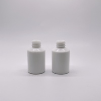 Botol Kaca Kualitas Tinggi untuk Kosmetik 30ml, Botol Toner/Oli Esensial Kaca Opal Putih Miring dengan Pipet Bambu Hitam