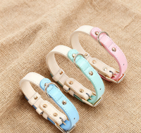 Ventes d'usine en cuir marche quotidienne couleur mélangée accessoires pour animaux de compagnie élégant confortable boucle en métal chat collier de chien en Stock