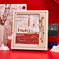 Carnet d'étudiant avec page de titre tridimensionnelle pour la saison des diplômes, ensemble cadeau créatif personnalisable avec emballage en boîte cadeau