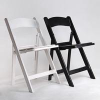 Chaise en résine PP empilable robuste de 550 kg pour café en plein air
