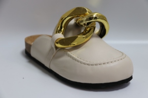 Zapatos Cómodos de Deslizar Mueller <span class=keywords><strong>Bailey</strong></span> con Hebilla Metálica de Color Sólido y Diseño de Punta Cerrada para Verano - Product Image 2