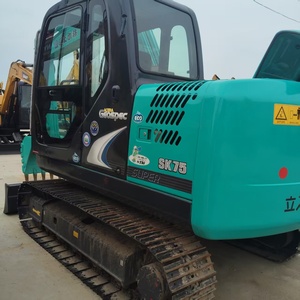 Excavatrice Kobelco SK75-8 d'occasion avec godet de 0,4 m³ pour travaux de terrassement agricole et municipal - Product Image 6