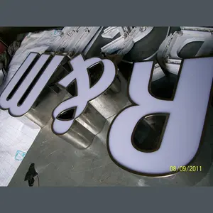 Aangepaste Led Kanaal Letters Outdoor Winkel Bewegwijzering 3d Acryl Led Frontlit Logo Custom Business Sign