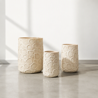 Ensemble de 3 pots de plantes en fibre d'argile, design minimaliste moderne avec texture en relief de galets, utilisation en extérieur et en intérieur, jardinières pour plantes vertes