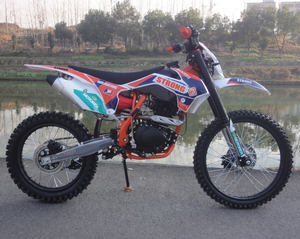 DB017 Motocicleta Todoterreno de 200cc, Marca STRONG, Venta al Por Mayor, Certificación CE de Fábrica, Arranque por Cadena, Freno de Disco, Carga Máxima 120kg, Nueva - Product Image 4