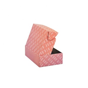 <span class=keywords><strong>Caja</strong></span> de Embalaje Cosmética Holográfica Personalizada, <span class=keywords><strong>Caja</strong></span> de Cartón Corrugado Vacía para Envío de Ropa, <span class=keywords><strong>Caja</strong></span> de Envío para Productos de Belleza - Product Image 5