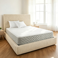 Matelas naturel avec mousse de latex biologique certifiée, issue des arbres à caoutchouc, qui offre une sensation de légèreté et de réactivité.
