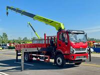 Camion grue SHACMAN 4x2 10 tonnes à flèche télescopique en 5 sections ZOOMLION, solution de levage hydraulique télescopique supérieure de 17,6 m pour la construction