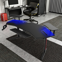 Grand bureau de jeu moderne en fibre de carbone noir RVB avec lumières LED Table d'ordinateur d'angle personnalisée de 1.8m pour le bureau de jeu Gamer