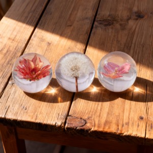 Custom Dried Flower Resin Ball Paperweight Handmade Resin Flower Ball Craft for Souvenir <b>Gift</b> Wedding <b>Gift</b> Promotion - Product Image 6