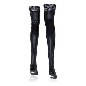 <span class=keywords><strong>Bas</strong></span> en <span class=keywords><strong>Latex</strong></span> en dentelle noire Sexy pour femmes, chaussettes longues Cosplay pour dames - Product Image 4