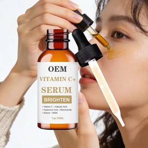 Suero Revitalizante Diario para la <span class=keywords><strong>Piel</strong></span> con Vitamina C y Niacinamida, Combate la Opacidad, el Acné, las Manchas Oscuras y las Líneas Finas para una <span class=keywords><strong>Piel</strong></span> Clara y Radiante - Product Image 2