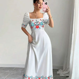 Vestido Maxi Casual Vintage para Mujer, Manga Corta, Rojo y Azul, Bordado, Tejido, Cintura Natural, Bordado a Máquina, 100% Lavable - Product Image 1