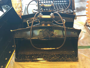 Benna Inclinabile MONDE Personalizzata Professionale ad Alta Durabilità per Escavatori, Uso in Edilizia, Modelli TLB50/TLB80/TLB120 1 - Product Image 3