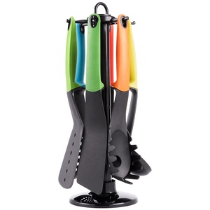 Venta caliente 6 uds <span class=keywords><strong>utensilios</strong></span> de <span class=keywords><strong>cocina</strong></span> de nailon con mango TPR <span class=keywords><strong>utensilios</strong></span> de <span class=keywords><strong>cocina</strong></span> para acampar organizados - Product Image 4