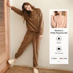 Velvet Women's <strong>Pyjama</strong> <strong>Set</strong> Comfortable Long Sleeve 2-Piece <strong>Fluffy</strong> Homewear Loungewear One Size Women's - Product Image 2