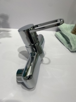Chine usine salle de bain mitigeur en laiton eau chaude/froide premium exposé robinets de douche muraux
