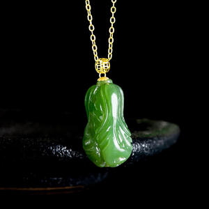 Colgante de Jade Hetian Natural con Diseño de Repollo y Cien Riquezas, Incrustaciones de Oro de 18K, Joyería Femenina de Moda Sencilla, Certificado de Tasación D834 - Product Image 3