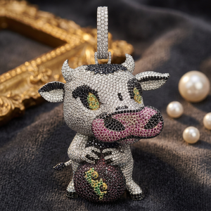 Pendentif Sac d'argent en Moissanite Multicolore avec Motif Vache de Dessin Animé, Unique pour Bijoux Fins, Pendentifs et Breloques - Product Image 5