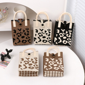 Borsa a <span class=keywords><strong>tracolla</strong></span> <span class=keywords><strong>mini</strong></span> in maglia con cinturino regolabile multiuso, nuova borsa tote casual alla moda in maglia per donna, per uscite quotidiane - Product Image 2