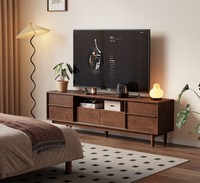 Meuble TV en bois massif avec portes en verre, console multimédia à profil bas de 24 pouces pour petit salon, rangement anti-poussière DSG057