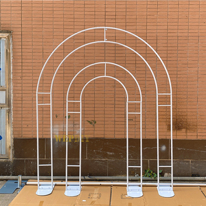 Arco de Boda Moderno Metálico Blanco en 2 Tamaños, Soporte para Flores, Decoración para Fiestas al Aire Libre, Exhibición de Flores - Product Image 3