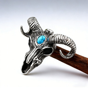 Colgante de Calavera de Toro de Acero Inoxidable yunnique con Incrustaciones de Turquesa, Joyería Temática de Animales, Regalo - Product Image 1