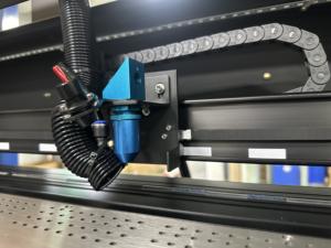 Beste prijs CO2 laser snijplotter met A0 snijgebied, 2400 DPI en stickerfabrieksaanbieding - Product Image 3