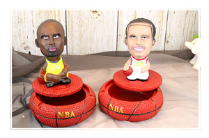 Kobe James courie durante แฟนๆบาสเก็ตบอลดาวที่เขี่ยบุหรี่เรซินเป็นมิตรต่อสิ่งแวดล้อมทันสมัยสำหรับสำนักงานและบ้าน - Product Image 3
