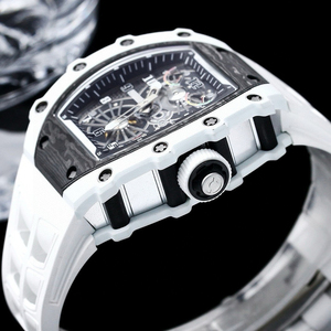 Montre de luxe RM 21-02 Tourbillon avec cadran noir et blanc Panda, boîtier en fibre de carbone squelette, réserve de marche de 70 heures pour les événements VIP et galas - Product Image 3