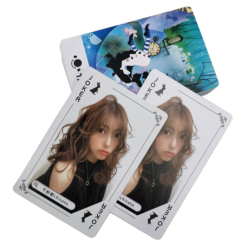 저렴한 사용자 정의 맞춤형 성인 포커 게임 카드 놀이 스타 소녀 사진 플라스틱 카드 인쇄 종이 그림 카드