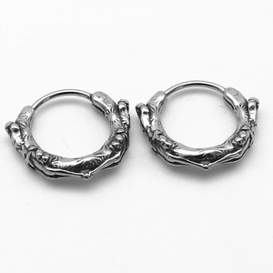 Pendientes de Aro con Diseño de Esqueleto, Unisex, Estilo Gótico, Acero Inoxidable 316, Titanio, Fácil de Quitar, Marca Yunnique - Product Image 1