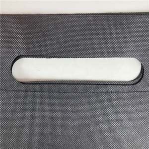 Eco Friendly Pp Bolsa no tejida Tela no tejida Bolsas solubles en agua 63 "Rollo de tela no tejida para bolsa - Product Image 4