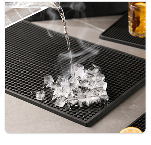 2024Hot Selling Mini Cocktail <span class=keywords><strong>Drip</strong></span> Mat Accessoires de barre en caoutchouc noir