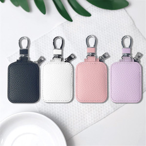 กระเป๋าซิปใส่ AirPods ลายลิ้นจี่พรีเมียม ป้องกันรอยขีดข่วน พร้อมพวงกุญแจ สำหรับทุกรุ่น - Product Image 4