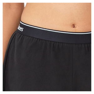 กางเกงขาสั้นลำลองผ้าซาตินสำหรับผู้ชายแบบขายส่ง - ระบายอากาศ แห้งเร็ว ยืดหยุ่น พร้อมโลโก้สั่งทำ - Product Image 2