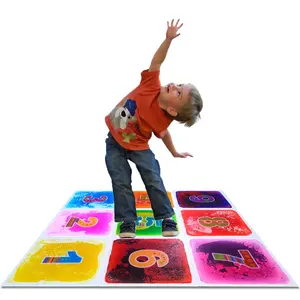 Brinquedos infantis 2023 Baby Activity Gym Liquid Sensory Floor Tiles Play Mat para crianças Baby Child